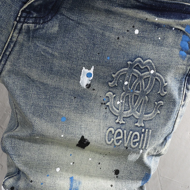 Summer Fashion Men Jeans Retro Washed Blue Elastic Embossed Designer Ripped Short Jeans Homme Vintage Casual Denim Shorts Men