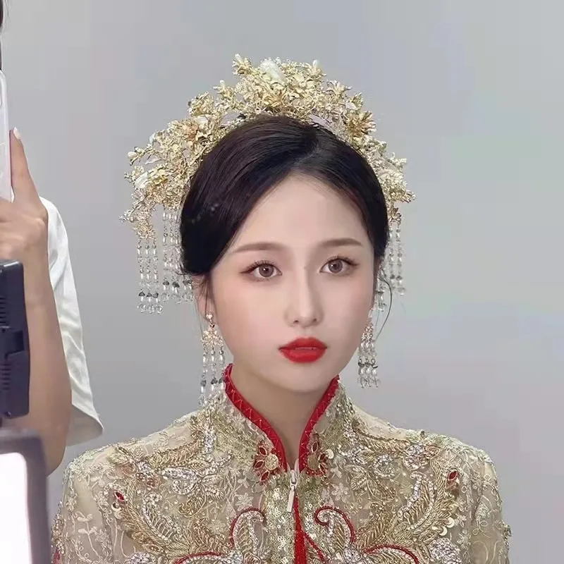 

Chinese Tranditional Brides Wedding Headdress Women Gold Hair Combs Pearl Headpiece Hairpins Wedding Headbands Hair Ornaments