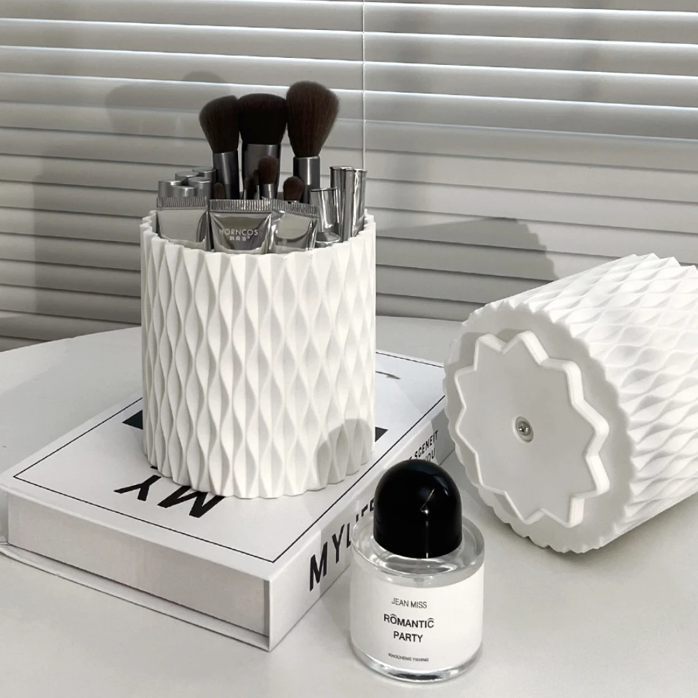 

Ins Rotating Makeup Brush Cup Holder Storage Box Organizer Multi-functional Desktop Eyebrow Pencil Makeup Brush Organizer Holder