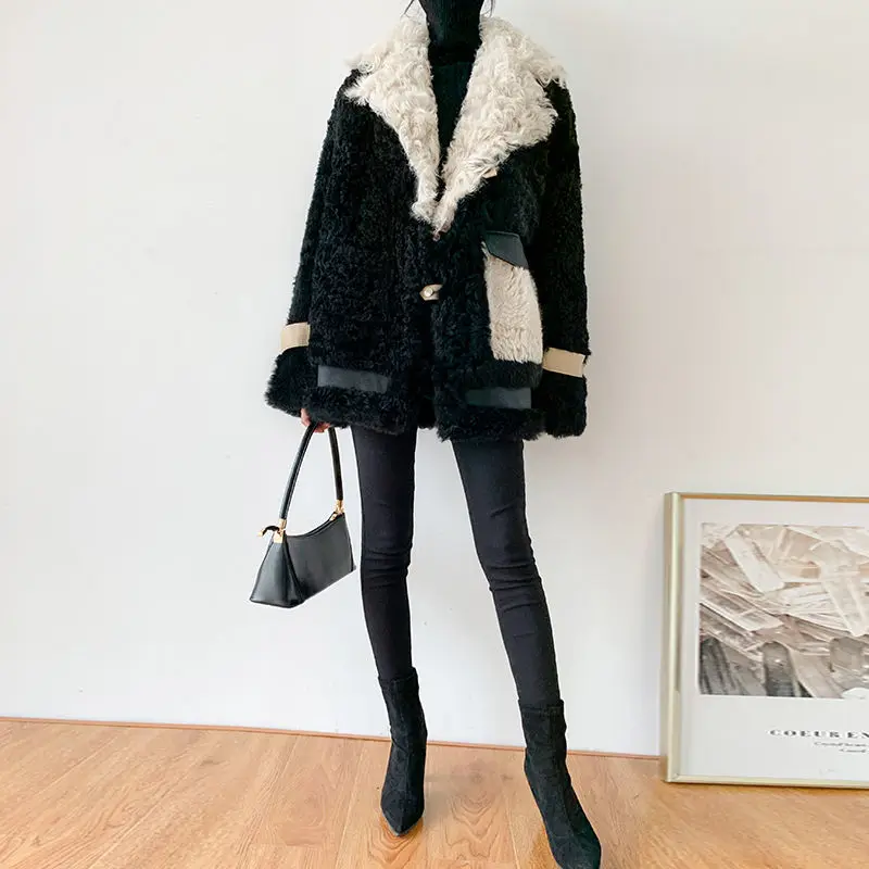 Women 2021 Autumn Winter Fashion Lamb Wool Faux Fur Coat Female Thick Warm Soft Fake Fur Jacket Overcoat Outerwear Luxurious