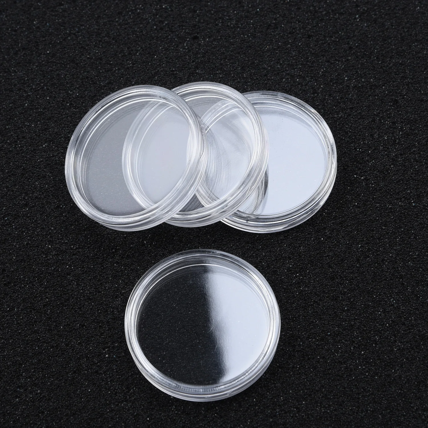 Пластиковый футляр для хранения монет