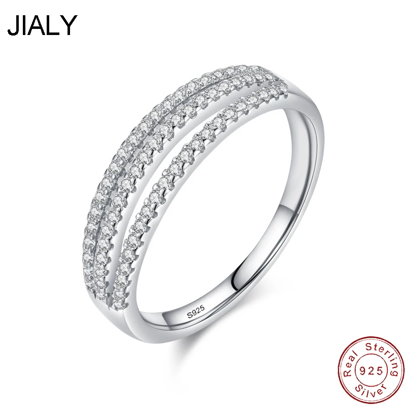 

Женское кольцо из серебра 925 пробы, с фианитом