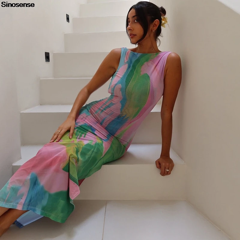 Женское летнее облегающее платье с принтом тай-дай без рукавов круглым вырезом и