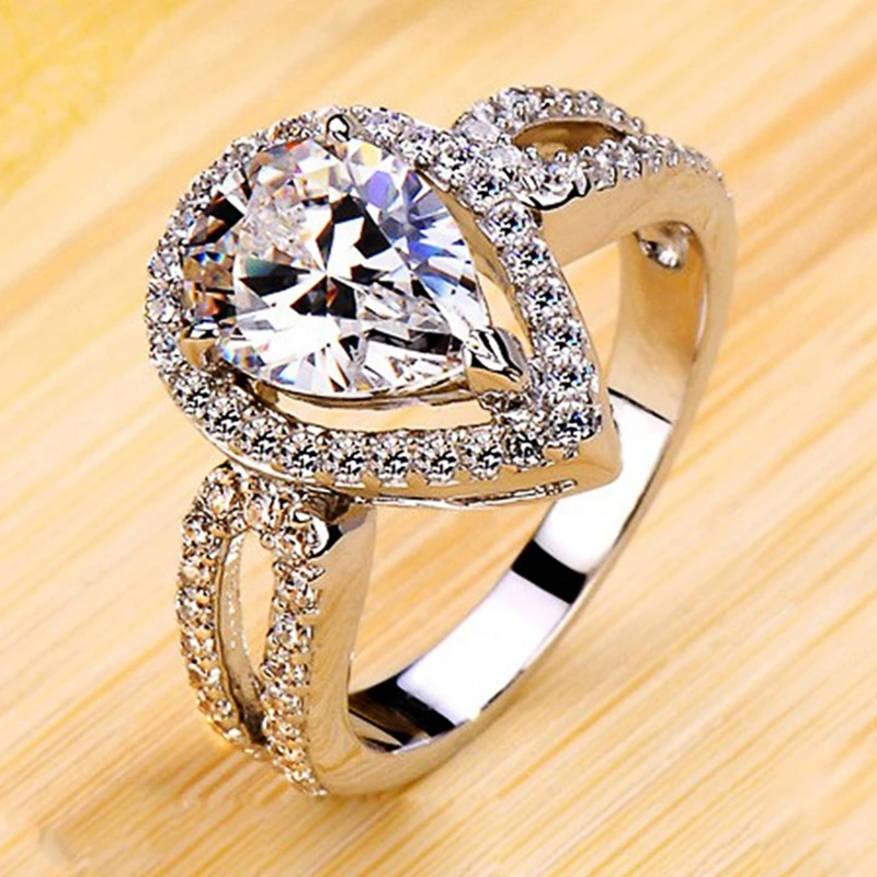 

Romantic Pear Cut White Cubic Zirconia Rings For Women Wedding Engagement Jewelry Fashion Finger Ring Bridal Gift