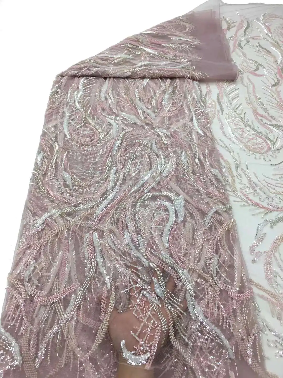 Красивый дизайн платья вышитые бусины разных цветов Африканское кружево