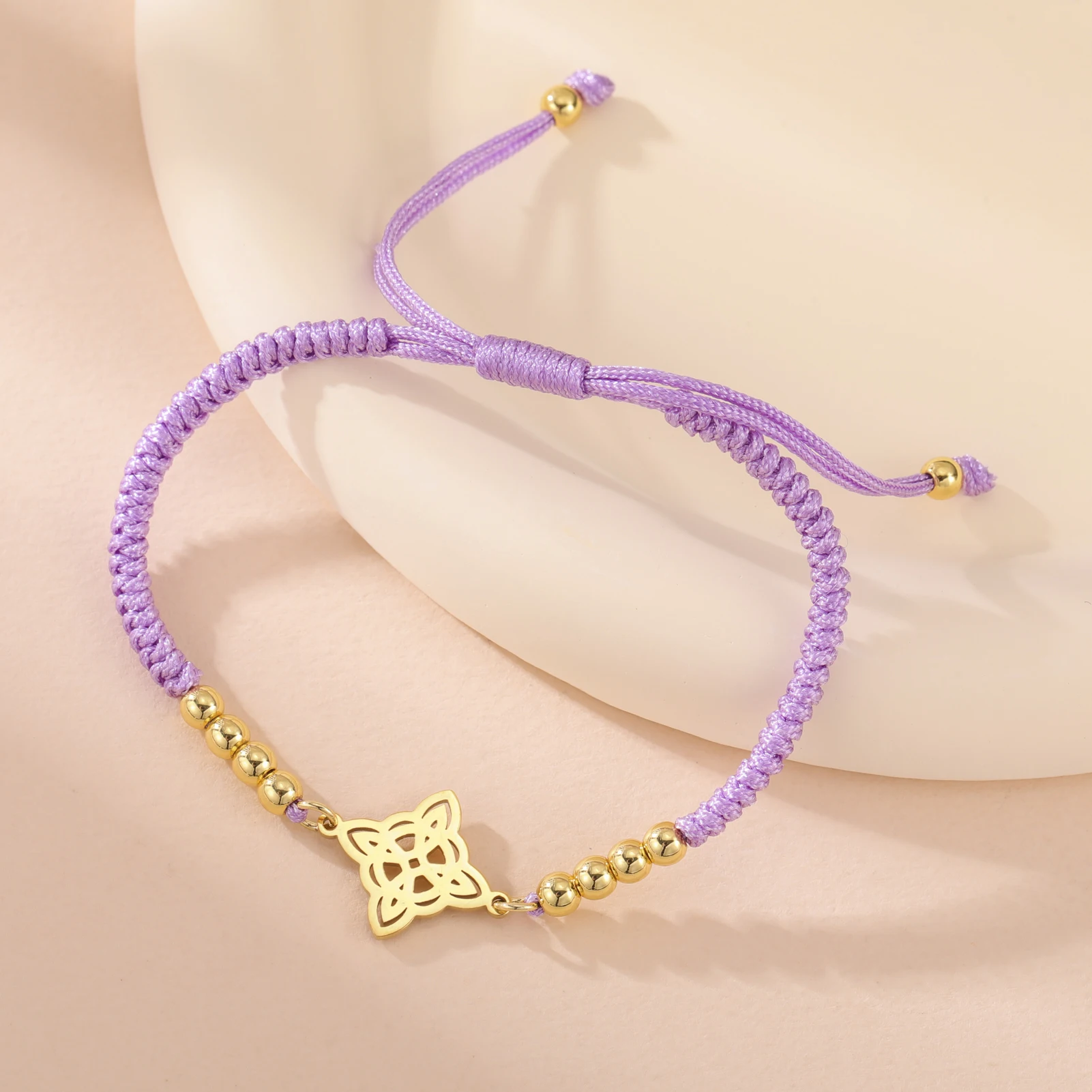 Irish Celtic Knot Witch Charme Bracelet Mulheres Cor do Ouro Aço Inoxidável Pingente Corda Cadeia Pulseira Amuleto Jóias