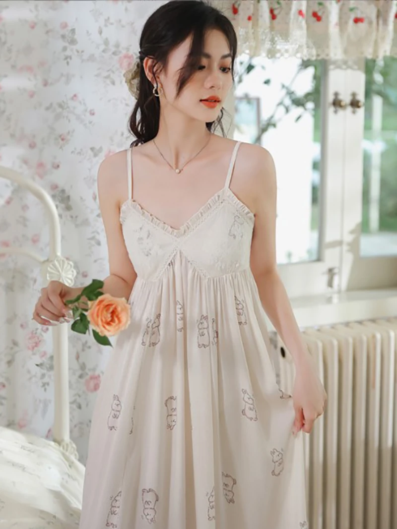 

Spaghetti Strap Sleeveless Victorian Pajama Nightdress Women Female Summer Print Lolita Silk Nightgowns with Chest Pad Homewear