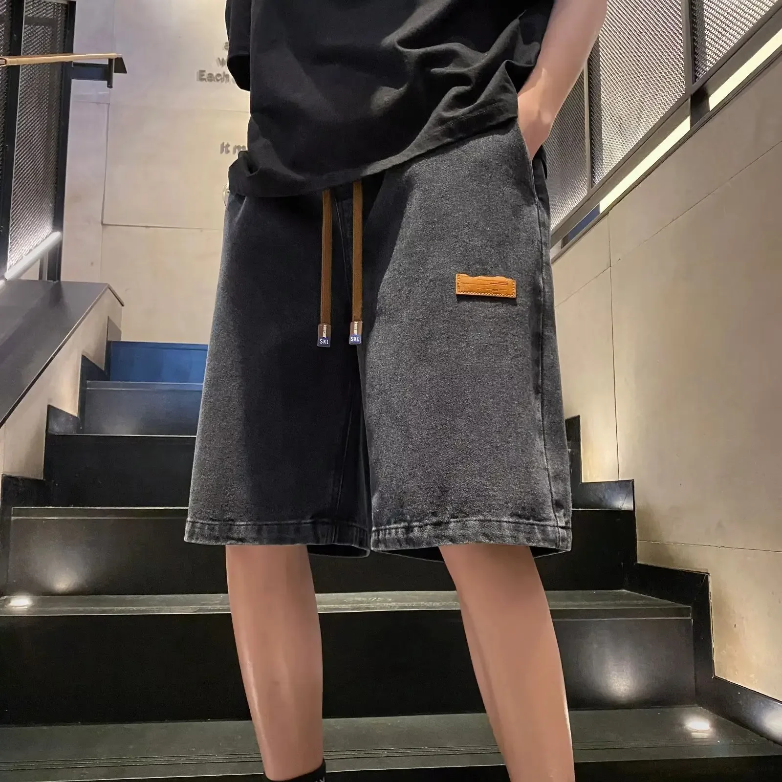2023 Vintage Style Men's Denim Shorts Loose Fit Distressed American Trendy Fashionable Summer Streetwear
