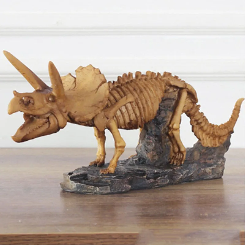 

RESIN TRICERATOPS DECORATION VINTAGE DINOSAUR FOSSIL CRAFTS INDIVIDUALITY DECORATION SCANDINAVIAN STYLE HALLOWEEN GIFT