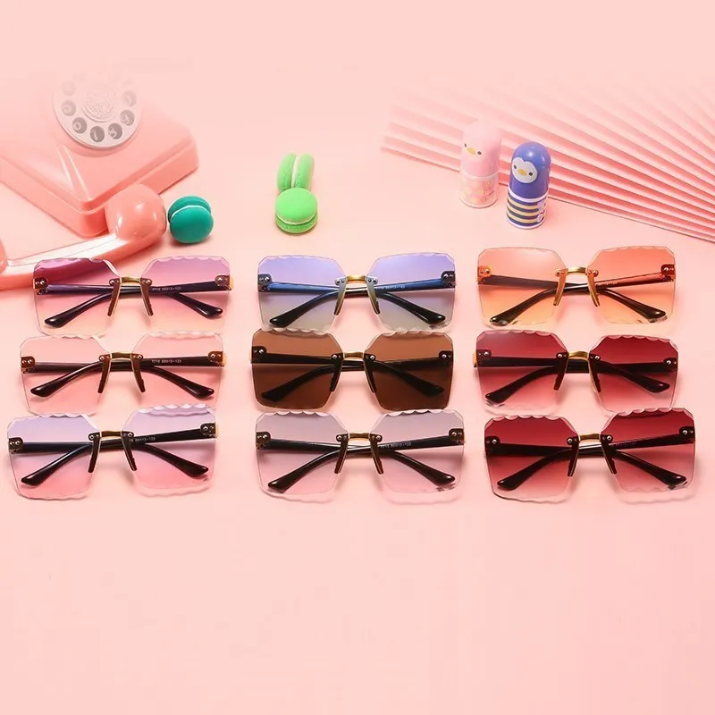 

Square Kids Sunglasses Boys Gradient Fashion Children Sun Glasses Rimless Girls s Travel UV400 Protection Eyewear Gafas