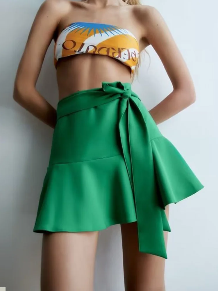 

TRAF Fashion Women Bow Shorts Skirt 2022 Female Vintage High Waist Streetwear Female Elegant Mini Shorts Four Colors