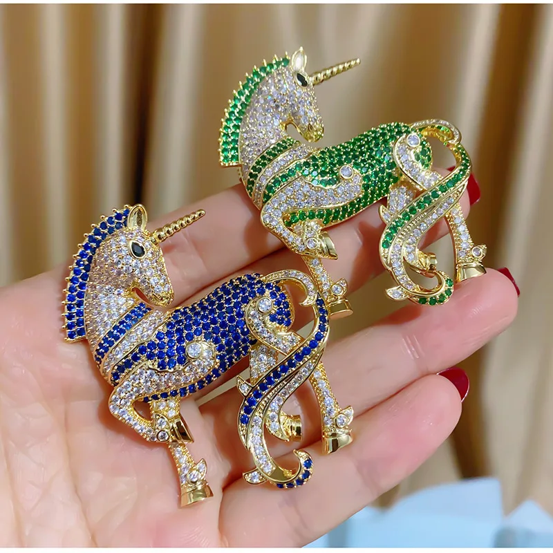 Micro Pave Cubic Zirconia Creative Unicorn Brooches Pins for Women Europe and America fashion Statement Horse Bouttoniere