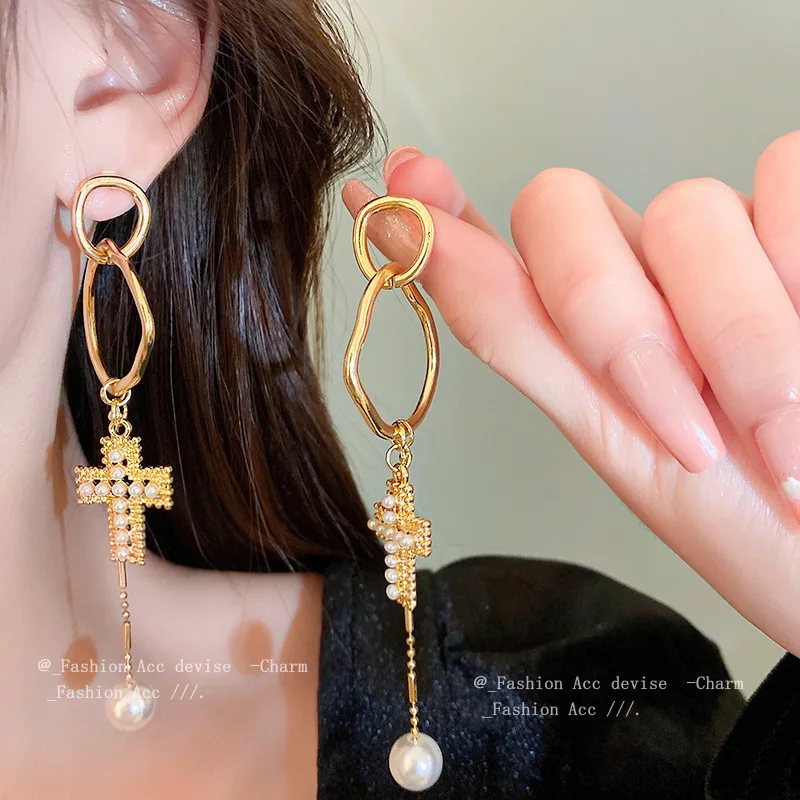 

Fashion Luxury Exaggerated Pearl Cross Tassel Drop Earrings 2023 New Simple Geometric Circle Dangle Earring for Women Party Jewe