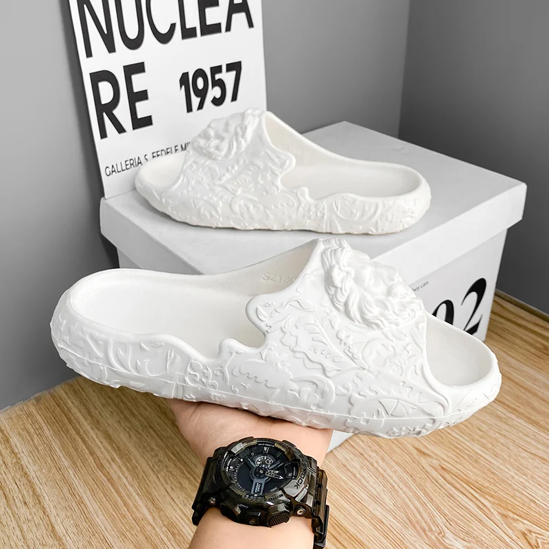 Slipper Summer Men Domineering Non Slip Bathroom Shoe Male Women Casual Comfortable Platform Slipper Conspicuous Soft Beach Shoe