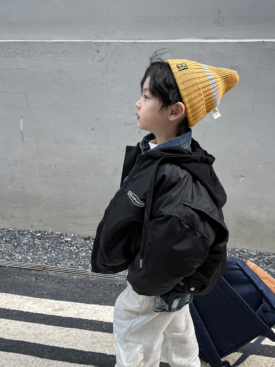 

Пальто для мальчиков зима 2022 новая детская зимняя одежда с хлопковой подкладкой утепленное модное пальто с хлопковой подкладкой зимний теп...