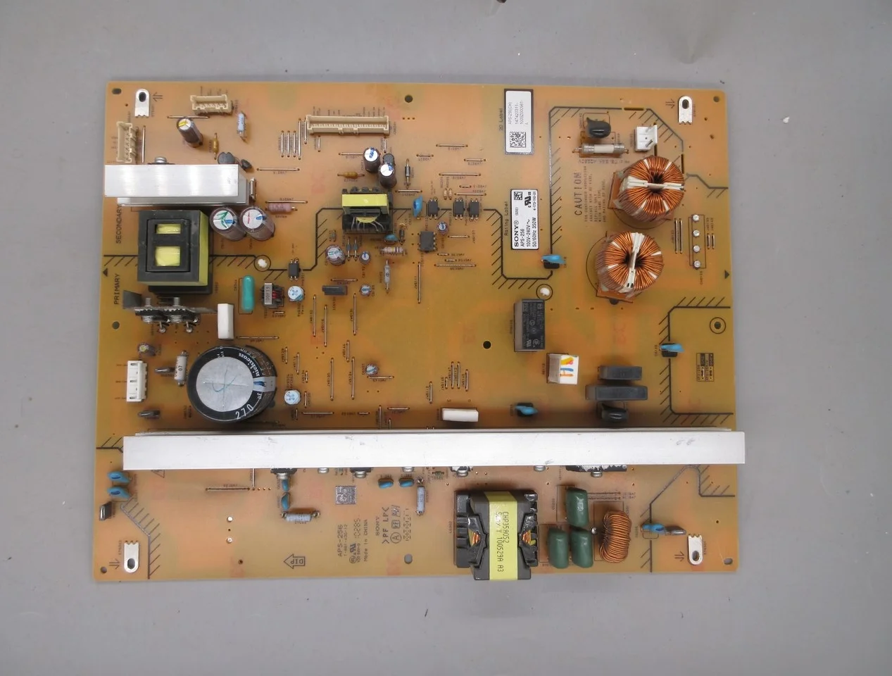 

Disassemble for Sony klv-55ex500 power board aps-256 1-881-435-12