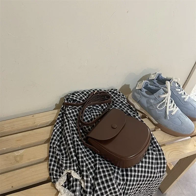 Красная женская сумка через плечо стильная ретро-корейская для телефона Joker