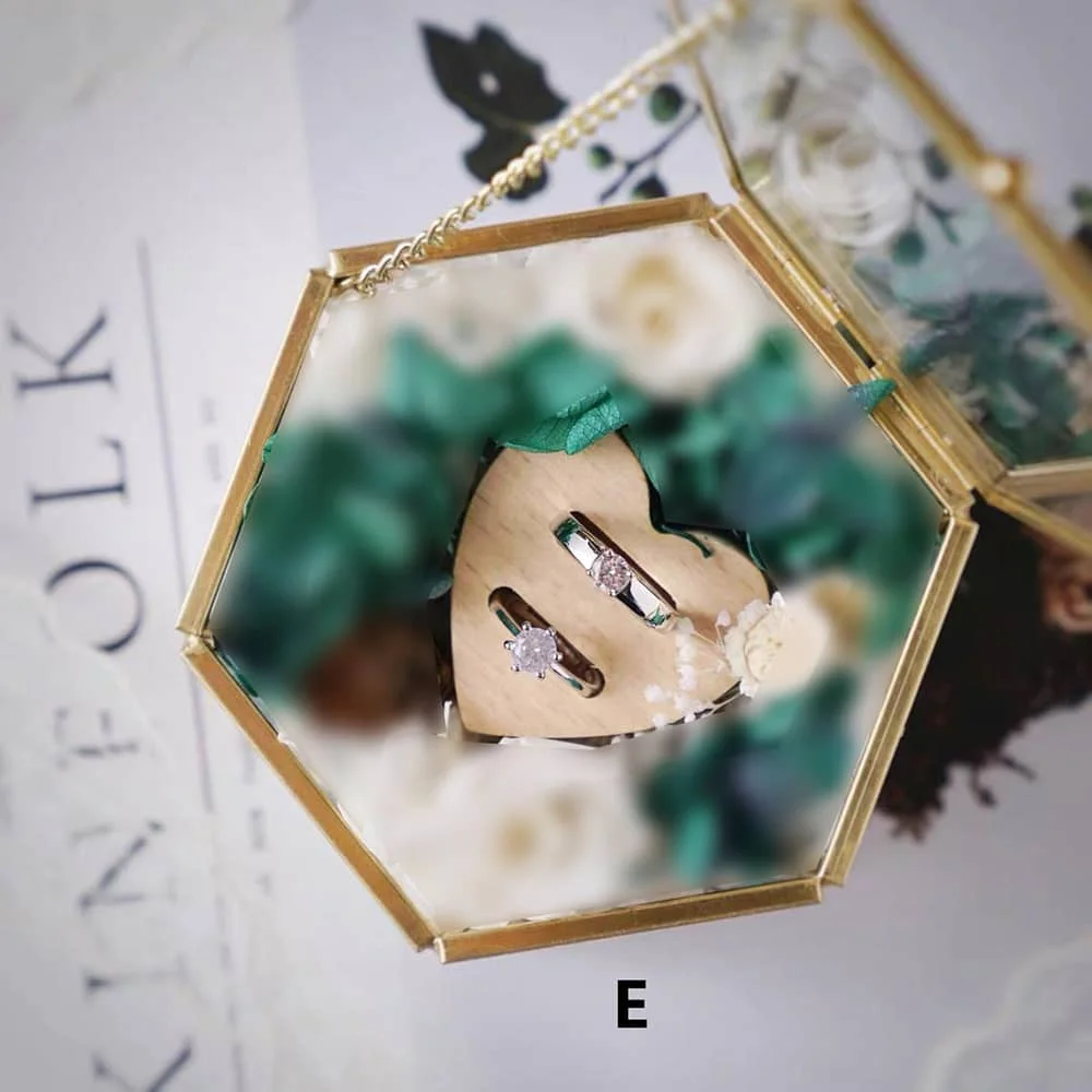

1pc Natural Wood Hexagon / Heart Shape Ring Display Holder Jewelry Display Stand Single/Double Slot Window Display