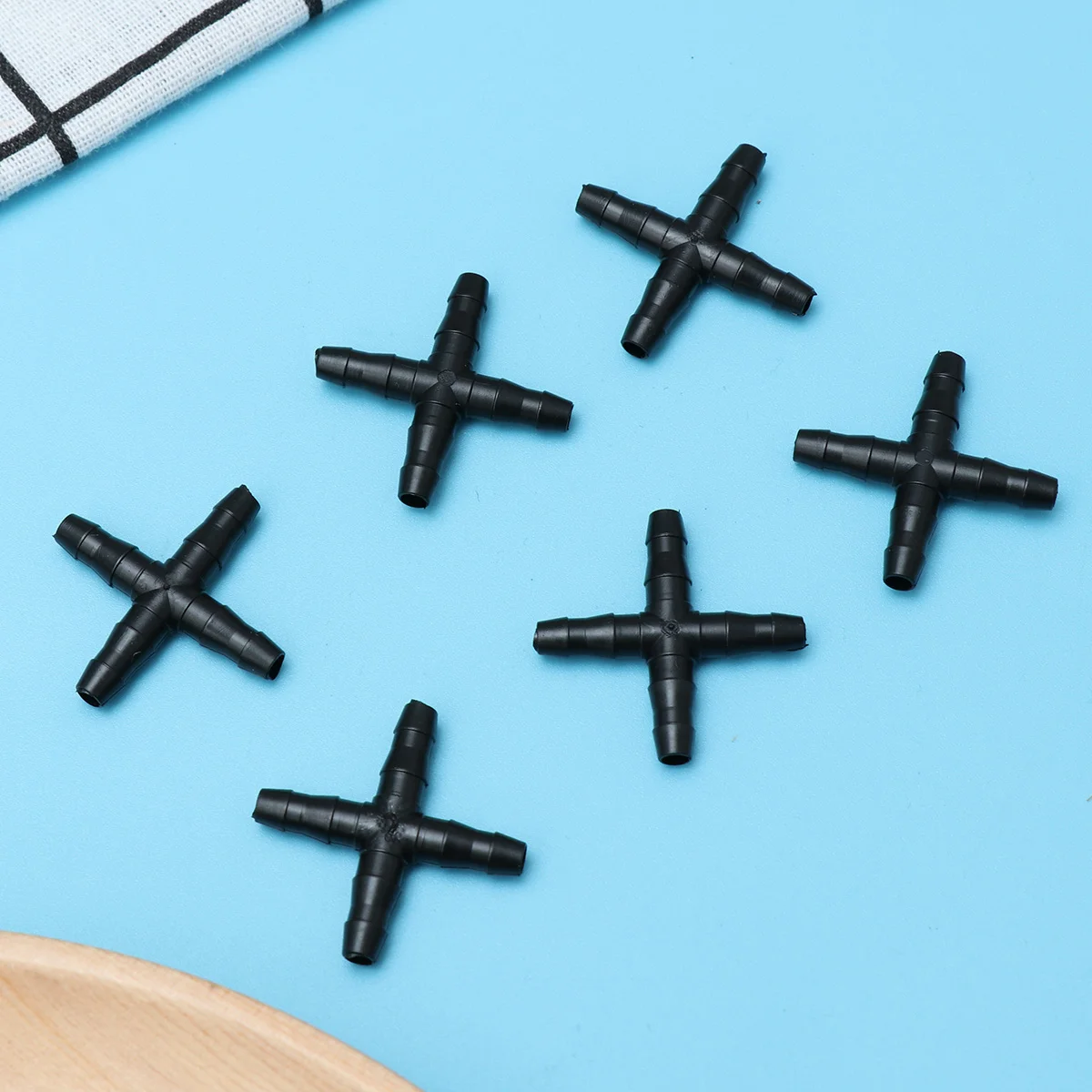 

50pcs Hose Connector Plastic 4-way Pipe Fitting Hose Connector for Park Irrigation Garden