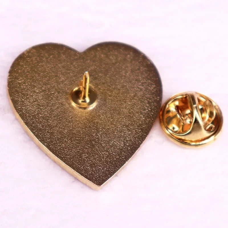 Жесткая эмалированная булавка в форме сердца с любовным купидоном значок на День