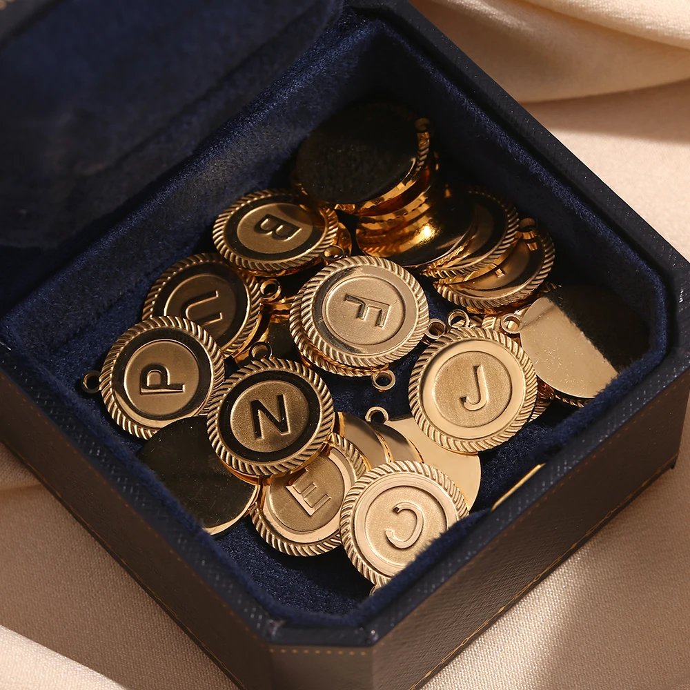 Классические Полосатые Круглые Подвески MamacitaSlay с 26 инициальными буквами новинка