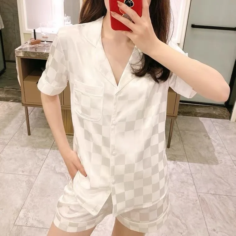 Pajamas Women's Spring and Autumn Ice Silk 2022 New Jacquard High-quality Autumn and Winter Simulation Silk Plus Size Home Wear
