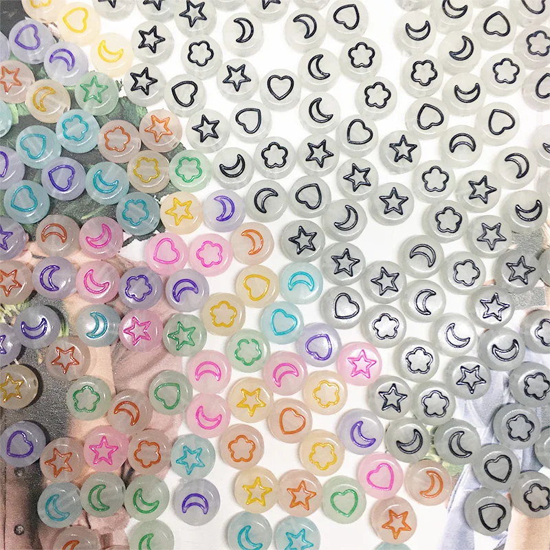 100 шт./партия, блестящие бусины с Луной, звездой, цветком, сердцем, 4*7 мм, акриловые бусины свободного кроя для изготовления ювелирных изделий, браслетов, аксессуаров DIY