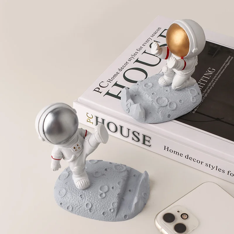 popular home furnishings astronaut hand made mobile phone ipad flat base bracket wholesale phone holder free global shipping
