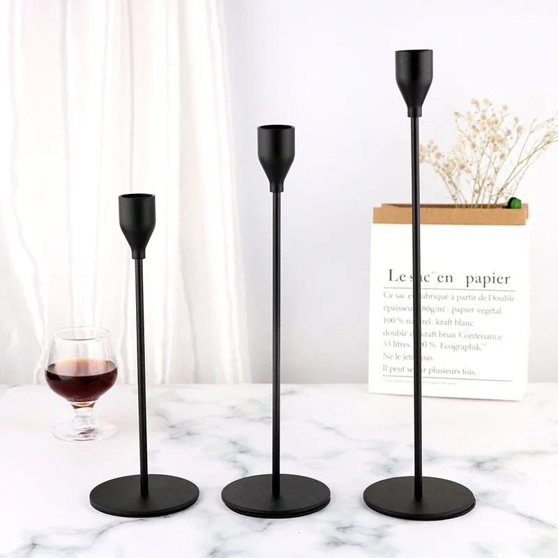 

Золотые подсвечники