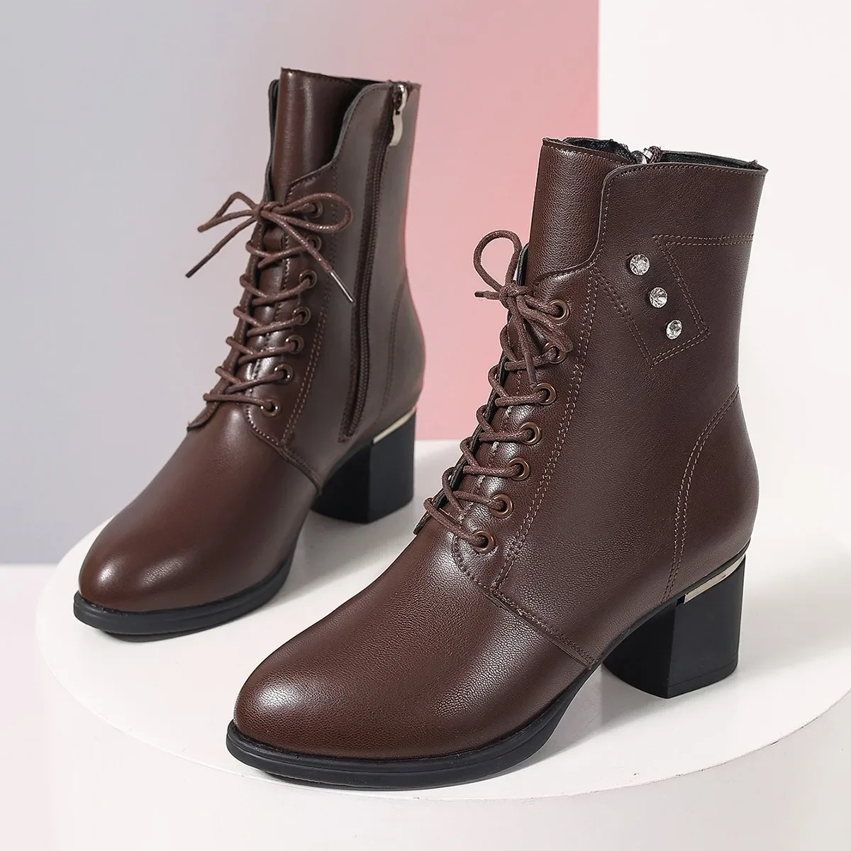 Женские ботильоны на высоком каблуке 6 см черные ботинки квадратном большой