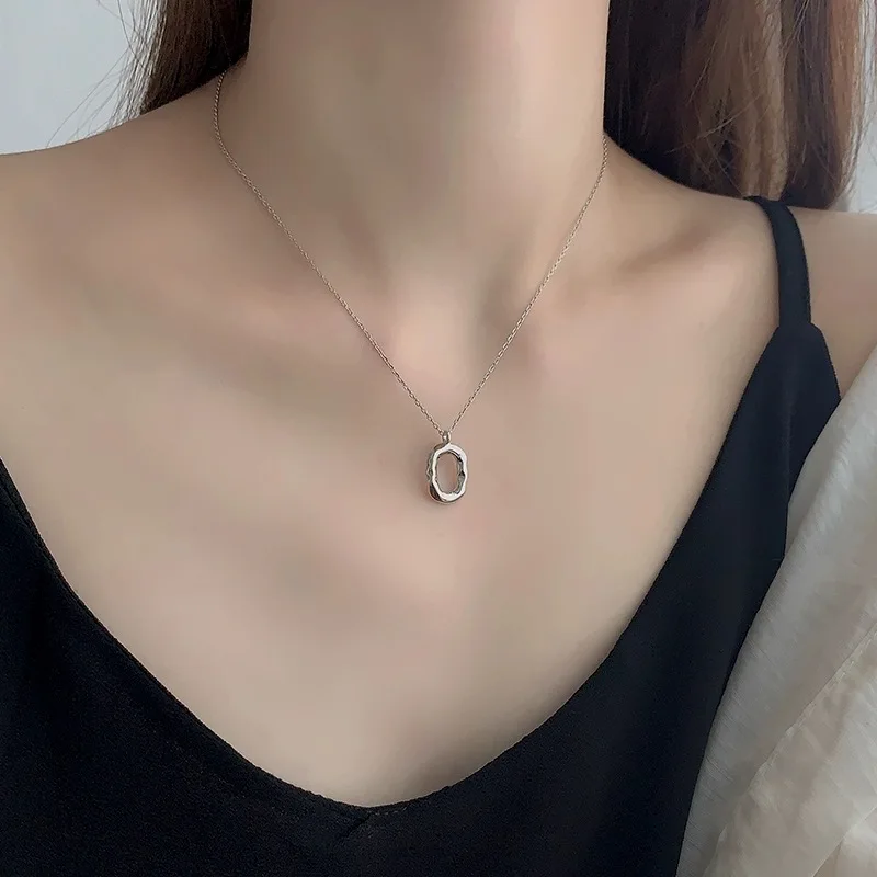 Draweye Geometric Hollow Out Necklaces for Women Silver Gold Color Korean Fashion Pendant Chokers Elegant Simple Jewelry