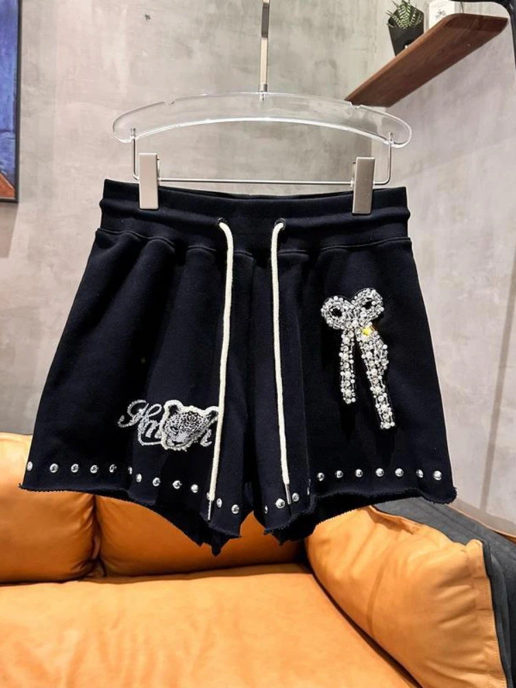 Fashion Brand Rhinestone Casual Shorts Women 2023 Summer A- Line Diamond Bow Pearl Heavy Industry Leopard Head Booty Shorts