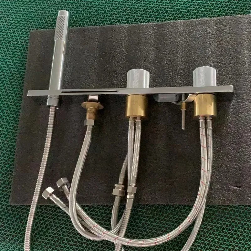 Смеситель для ванны с креплением на раковину смеситель Водопад горячей и