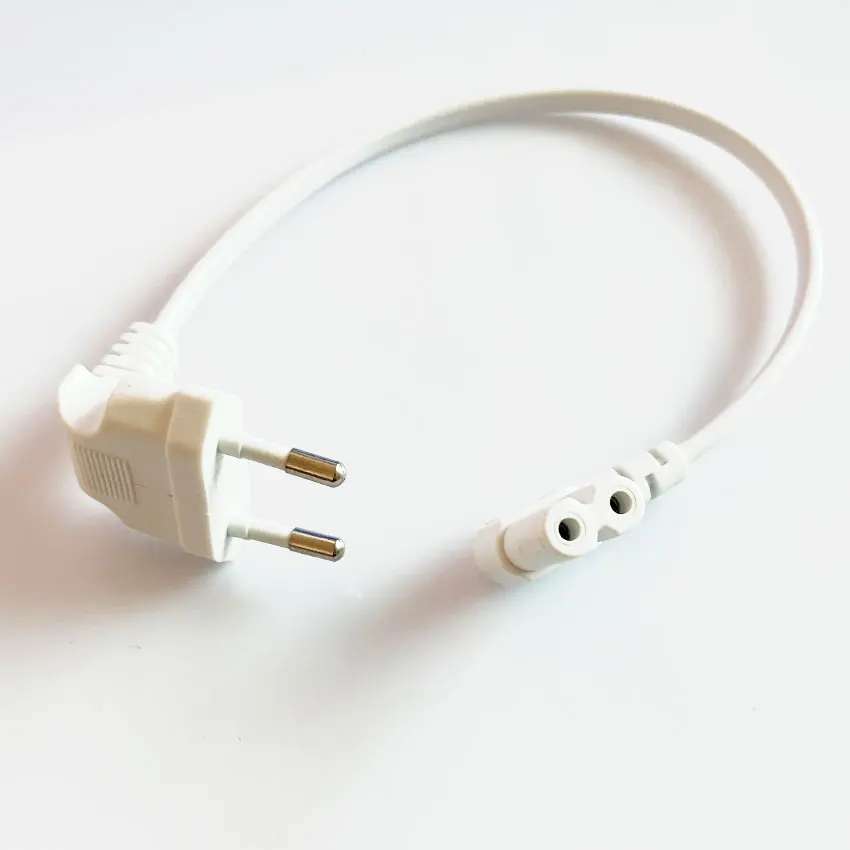 0 3 м 90 градусов Schuko CEE7/16 Европа 2-контактный штекер на прямоугольный IEC 320 C7 кабель