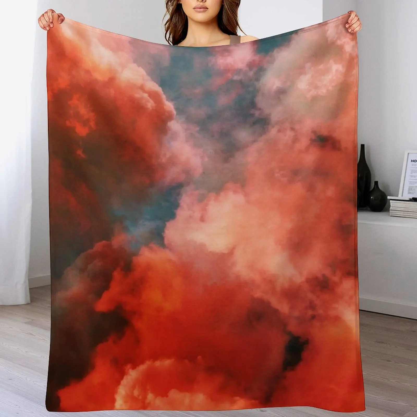 Красное небо ночью-дымчато облачное красное абстрактное одеяло Роскошное