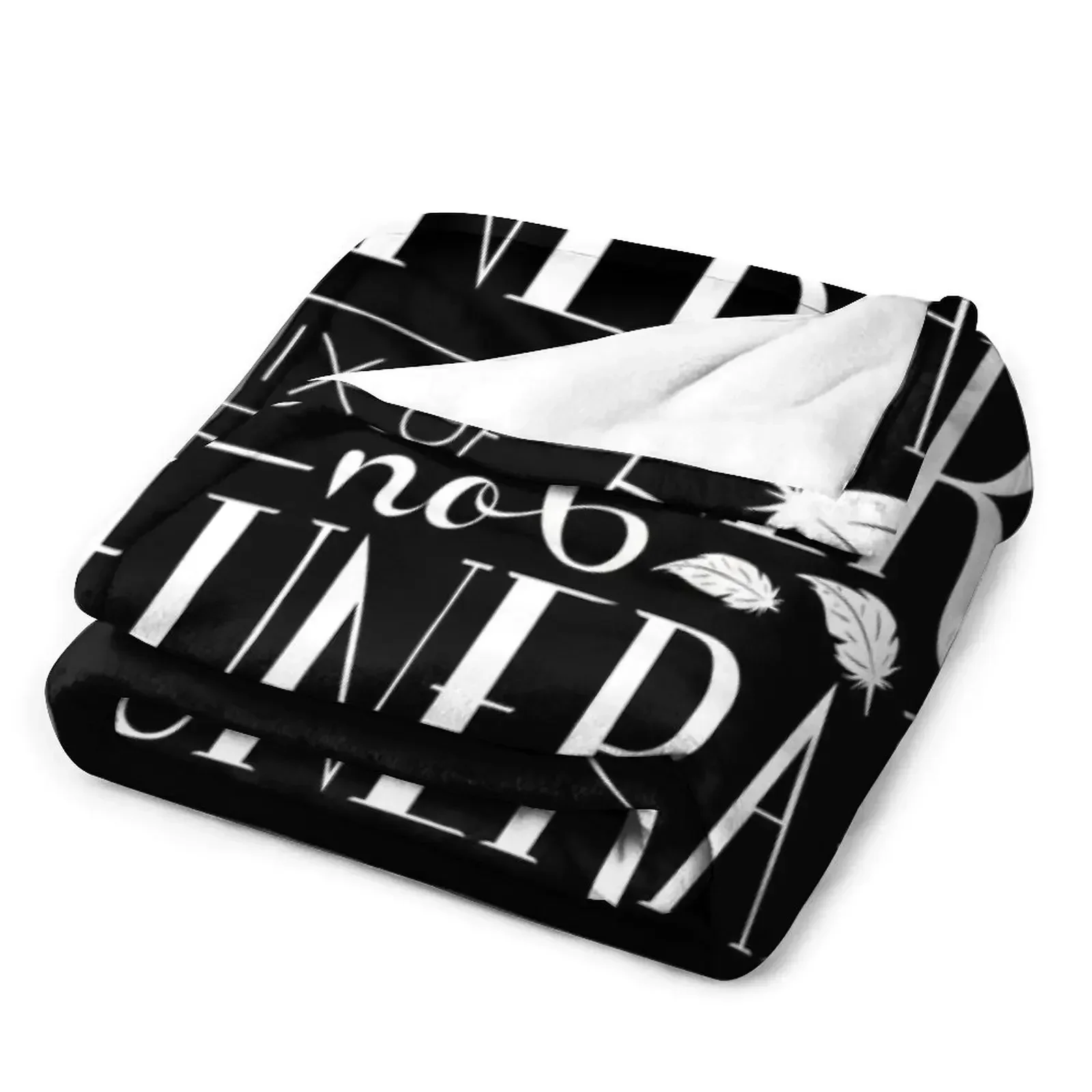 Не плачут. Одеяло без похорон накидка с рисунком винтажная на диван мягкие