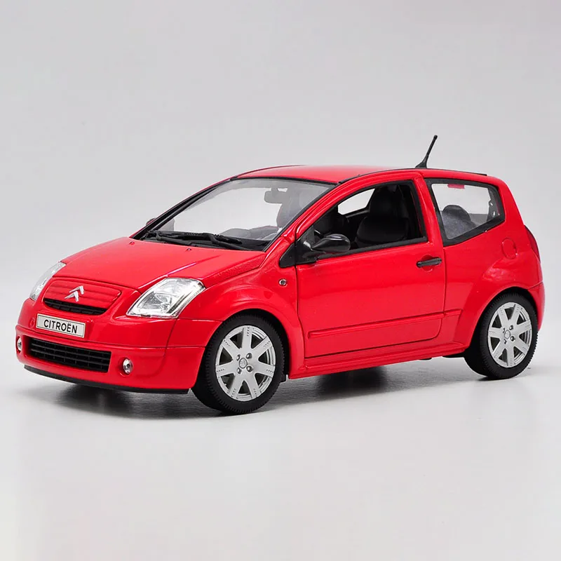 

Коллекция литых под давлением моделей автомобилей Citroen C2 в масштабе 1:18