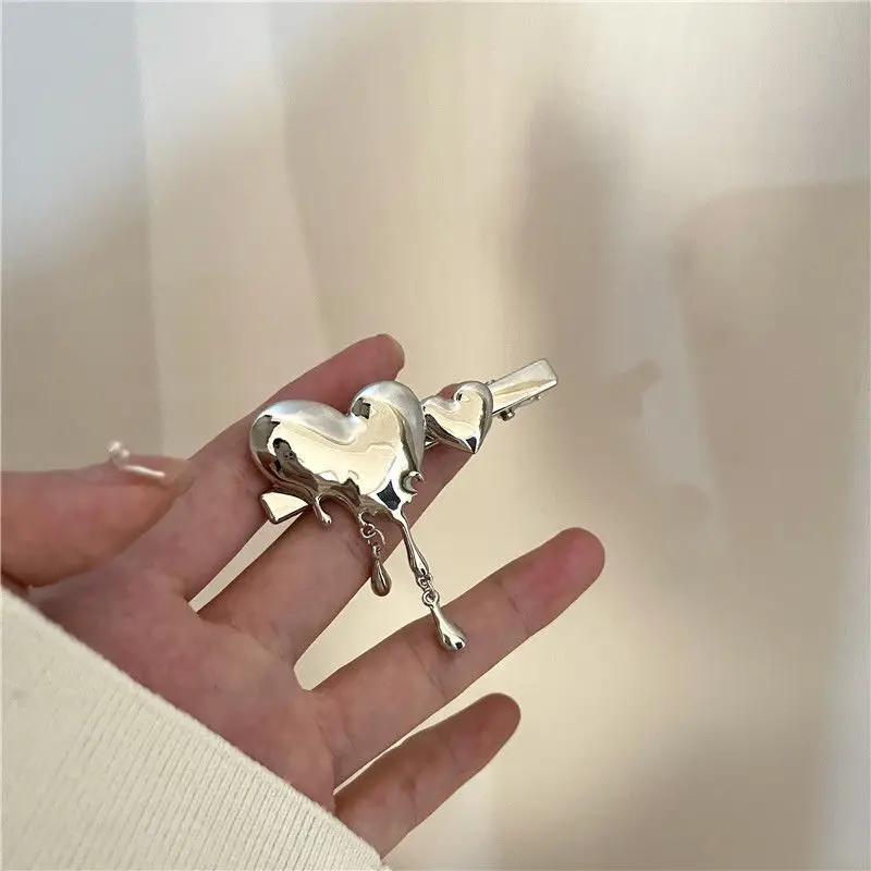 

Creative Vintage Metal 3D Heart Shape Hair Clips for Women Girls Fashion Hair Accessories Cute Insect Hair Pins