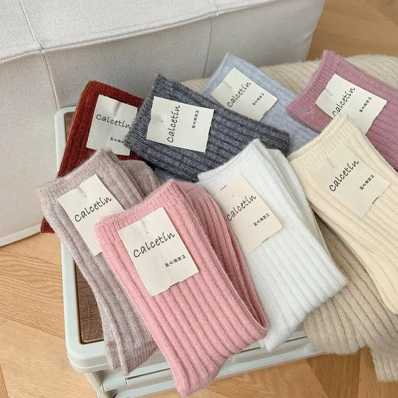

2022 New Winter Thicker Wool Women Socks Casual Fashion Solid Color Long Sock Girls Thermal Warm Crew Sock Loose Socks Woollen