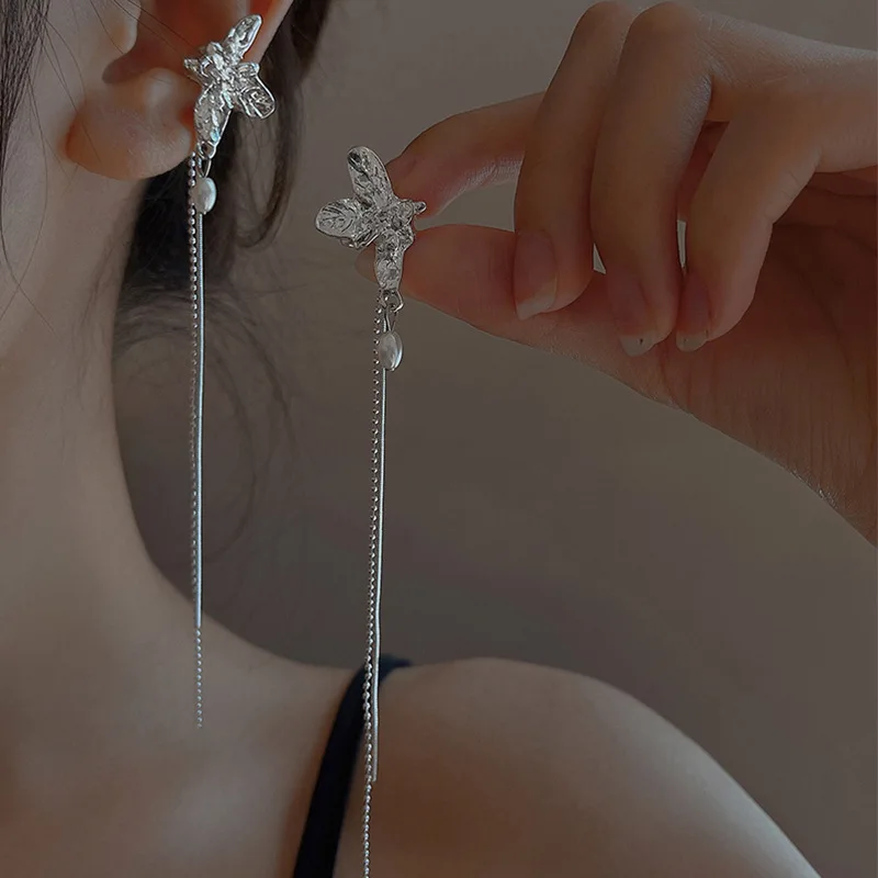 

Super Fairy Long Butterfly Tassel Ear Clip Without Ear Hole Earrings Female Cold and Windy Pearl Ear Bone Clip Tide Earrings