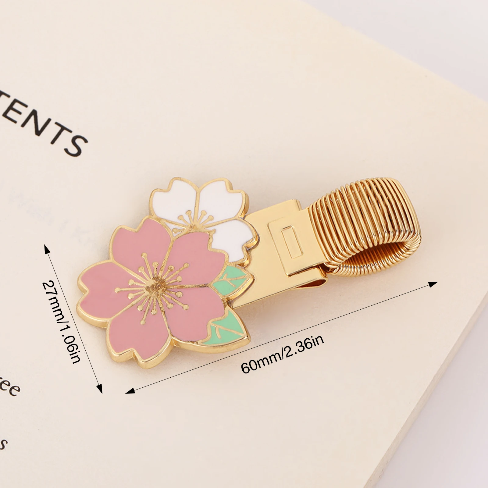 

Металлический зажим для ручки в форме ромашки