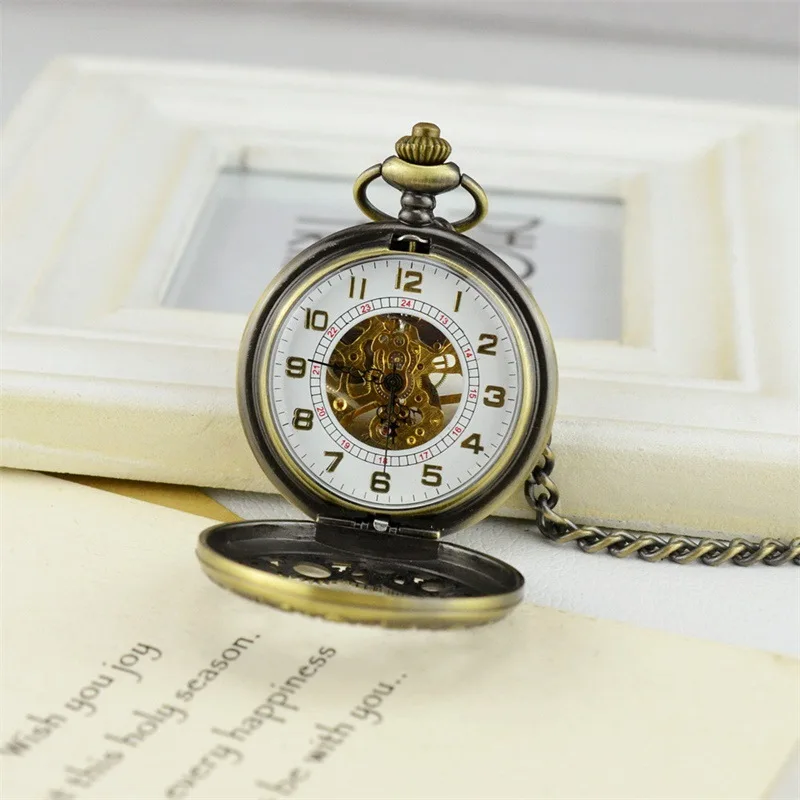 Luxury Mechanical Bronze Gold Pocket Watch for Men Women Skeleton Gear Roman Numeral Dial Fob Chain Pendant Clock for Collection