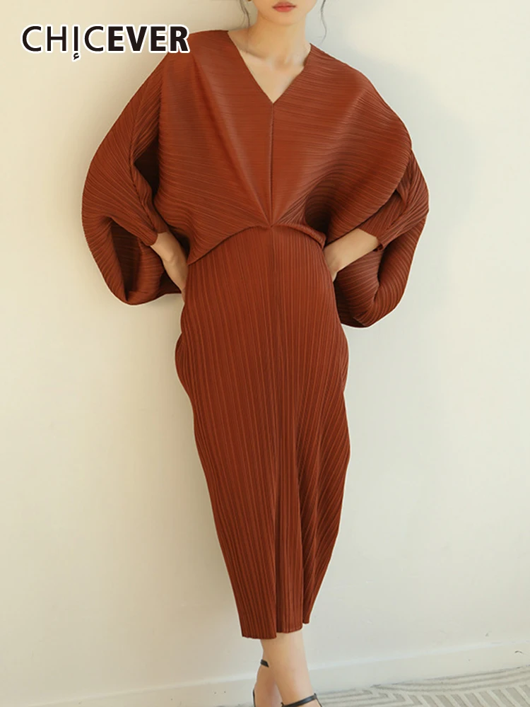 

CHICEVER Solid Minimalist Dress For Women V Neck Batwing Sleeve High Waist Ruched Loose Midi Dresses Female Summer Clothing 2022