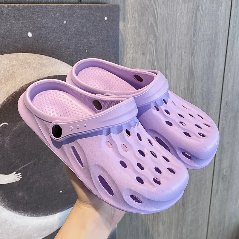 

Dongdong Shoes for Female Outwear in Summer 2023 New Casual Anti slip Thick Sole Home Flat Bottom Couple Baotou Slippers Beach