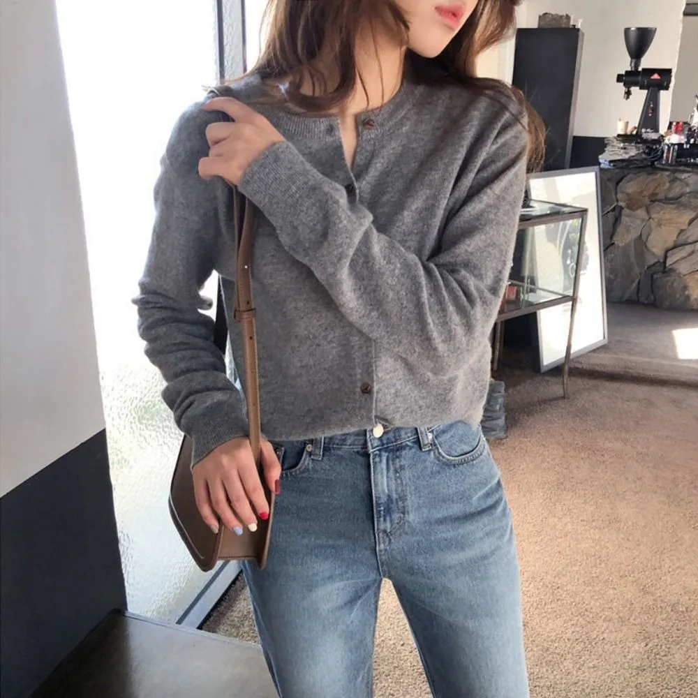 Модный вязаный кардиган в стиле Майяра на пуговицах короткий тонкий свитер