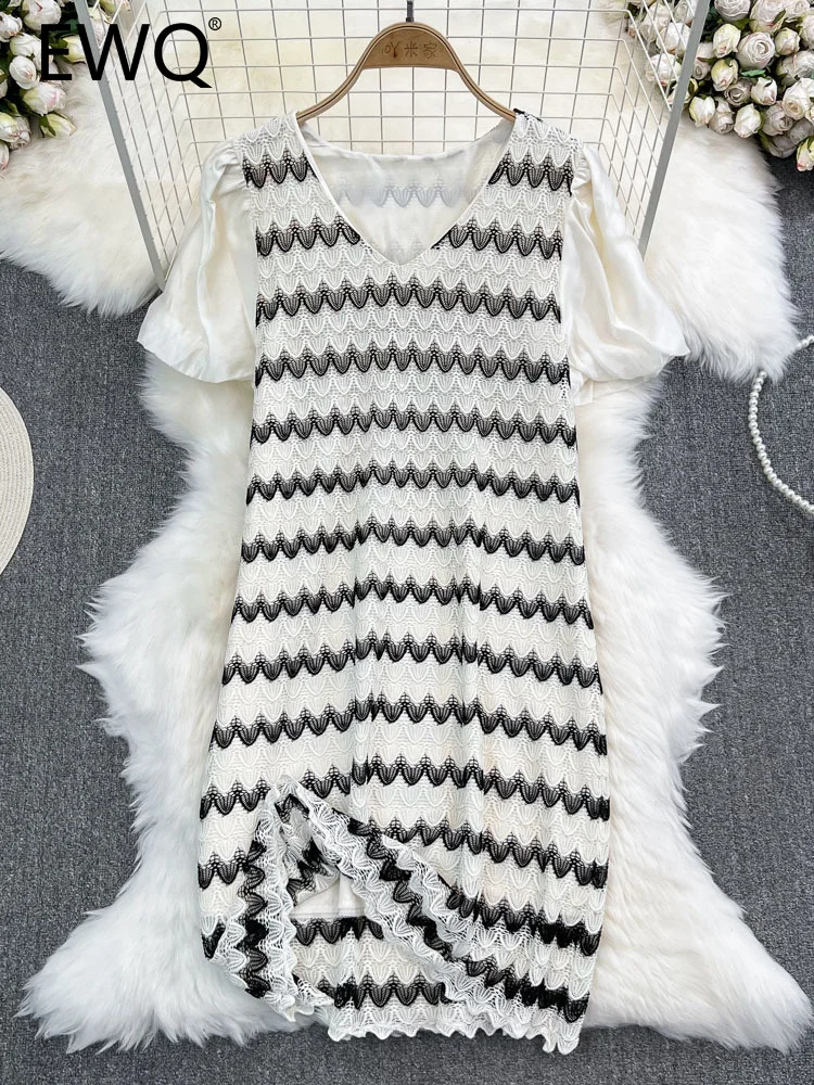 

Женское трикотажное платье в полоску, с коротким рукавом и завышенной талией