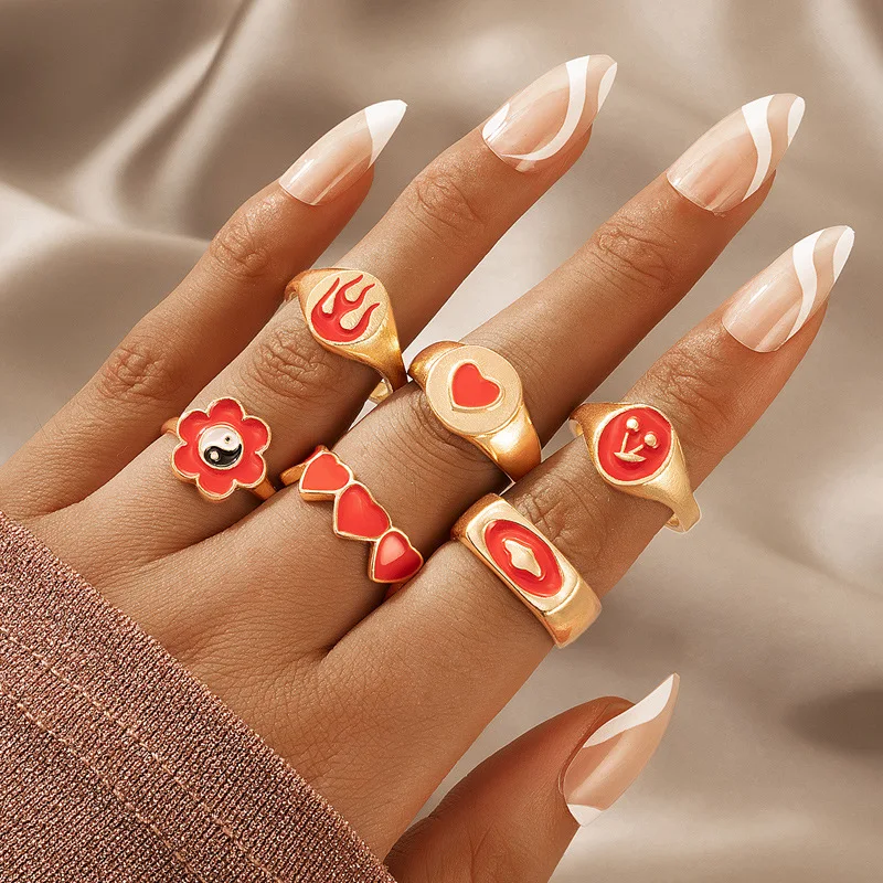

6Pcs Red Rings Vintage Set For Women Metal Paint Coating Creative INS Style Love Heart Ring Fashion Jewelry