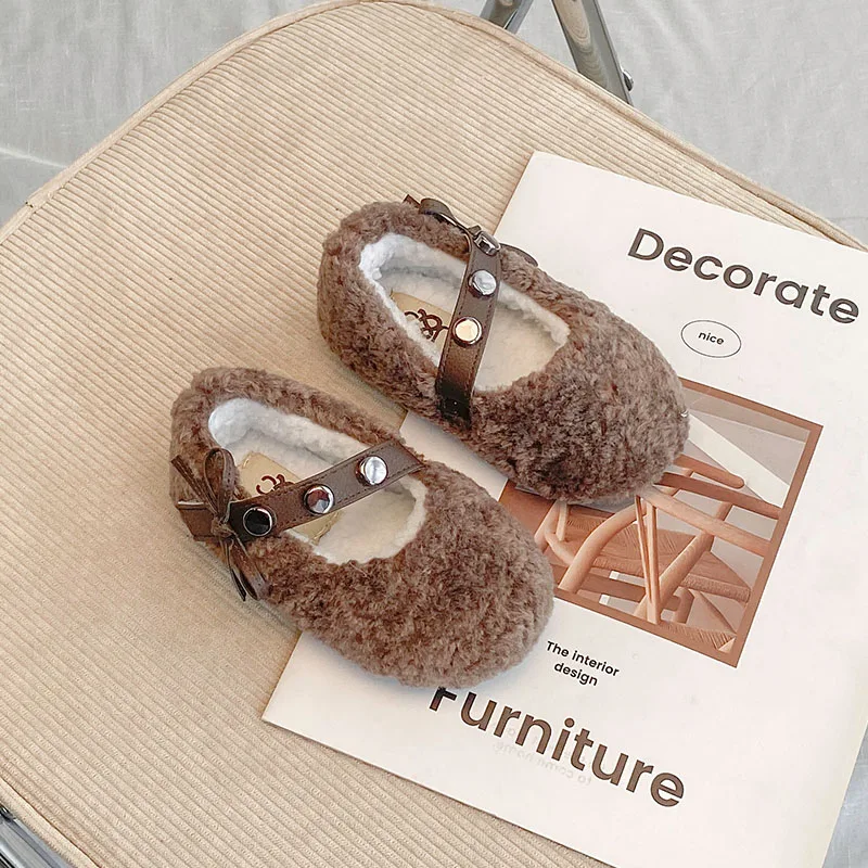 

Зимняя детская повседневная обувь для детского сада, плоская подошва, однотонная обувь 2022 для мальчиков и девочек с круглым носком, японска...