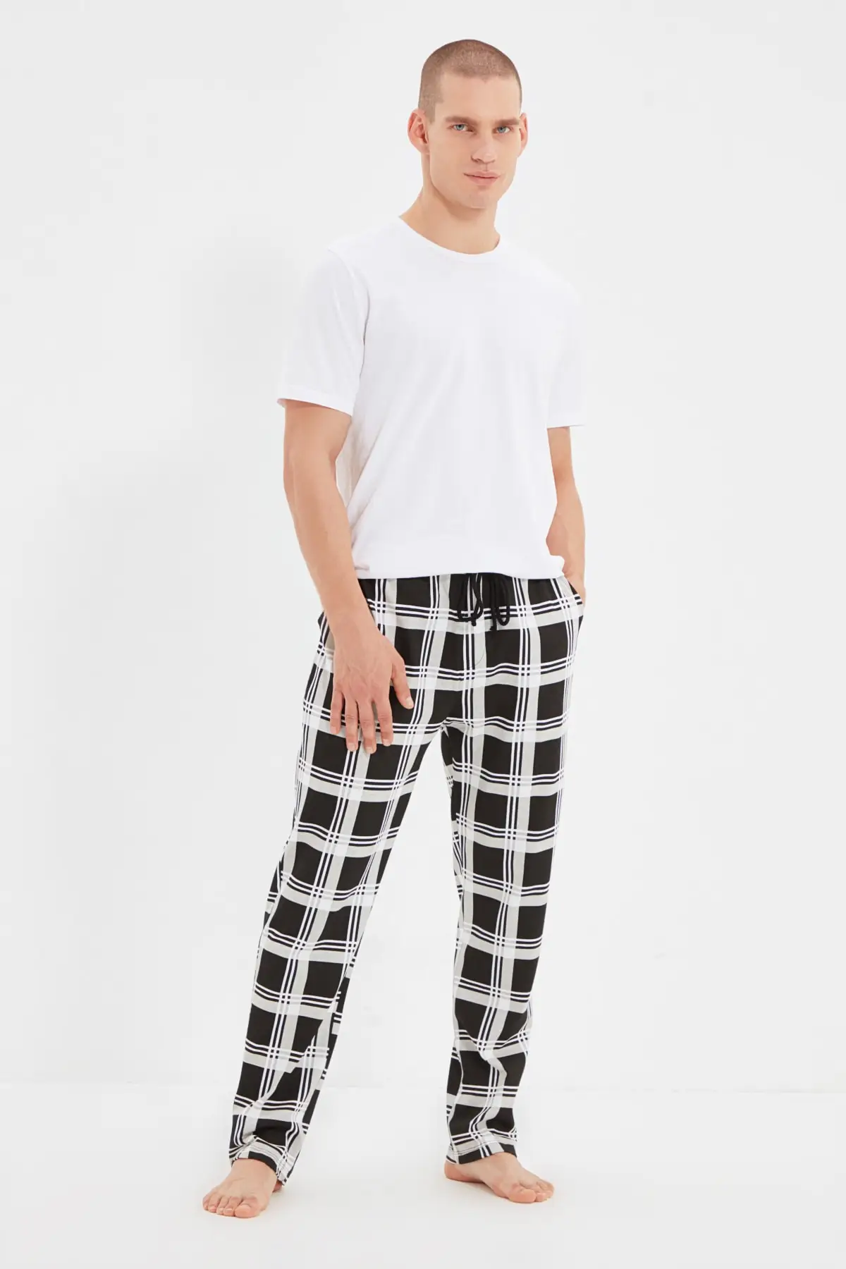 

Trendyol Male Regular Fit Plaid & Flat 2 Pack Sleepwear Six TMNAW22PJ0019