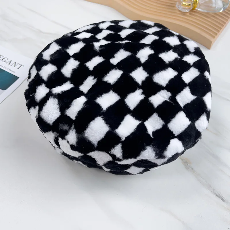 

Женская зимняя меховая шапка Pudi из натуральной шерсти, женский теплый берет из овечьей шерсти HF221